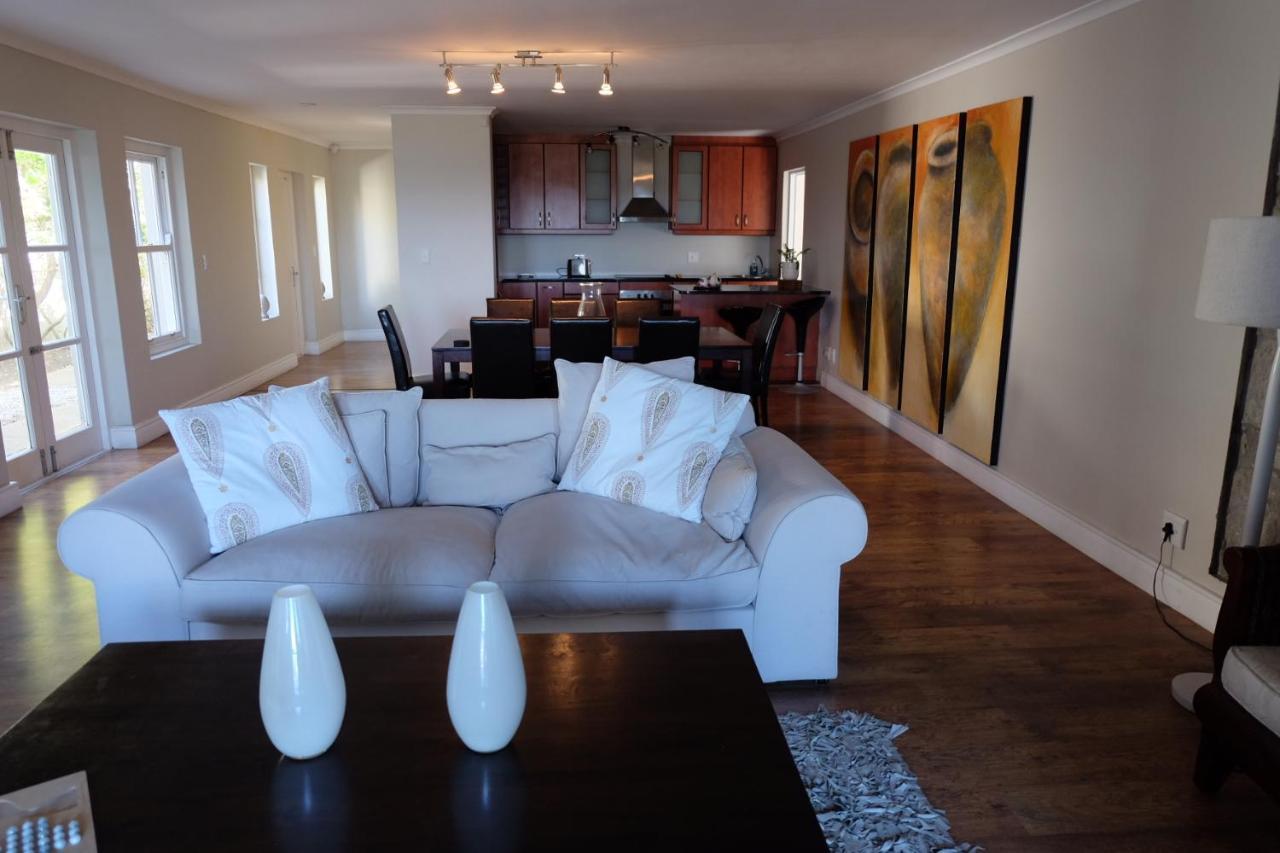 11 Westcliff Rentals Hermanus Bagian luar foto