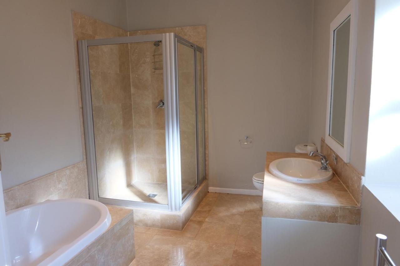 11 Westcliff Rentals Hermanus Bagian luar foto